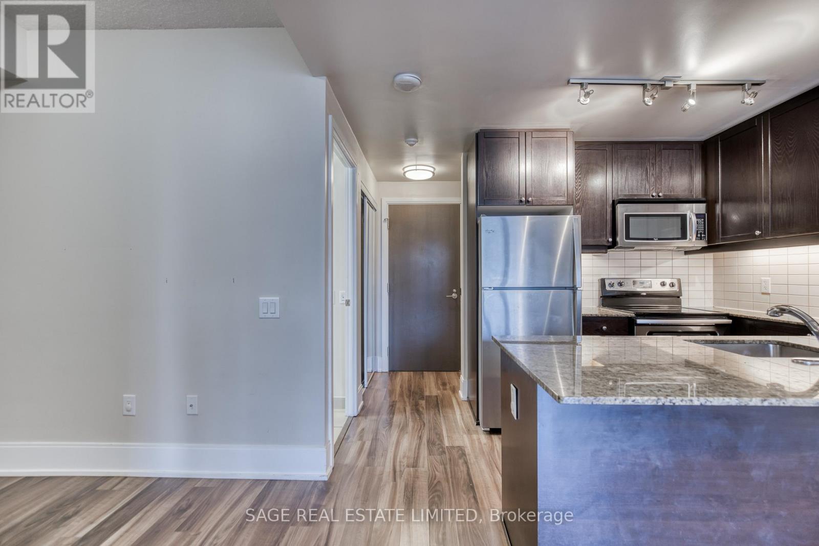 1021 - 560 Front Street W, Toronto, Ontario  M5V 1C1 - Photo 4 - C13446338