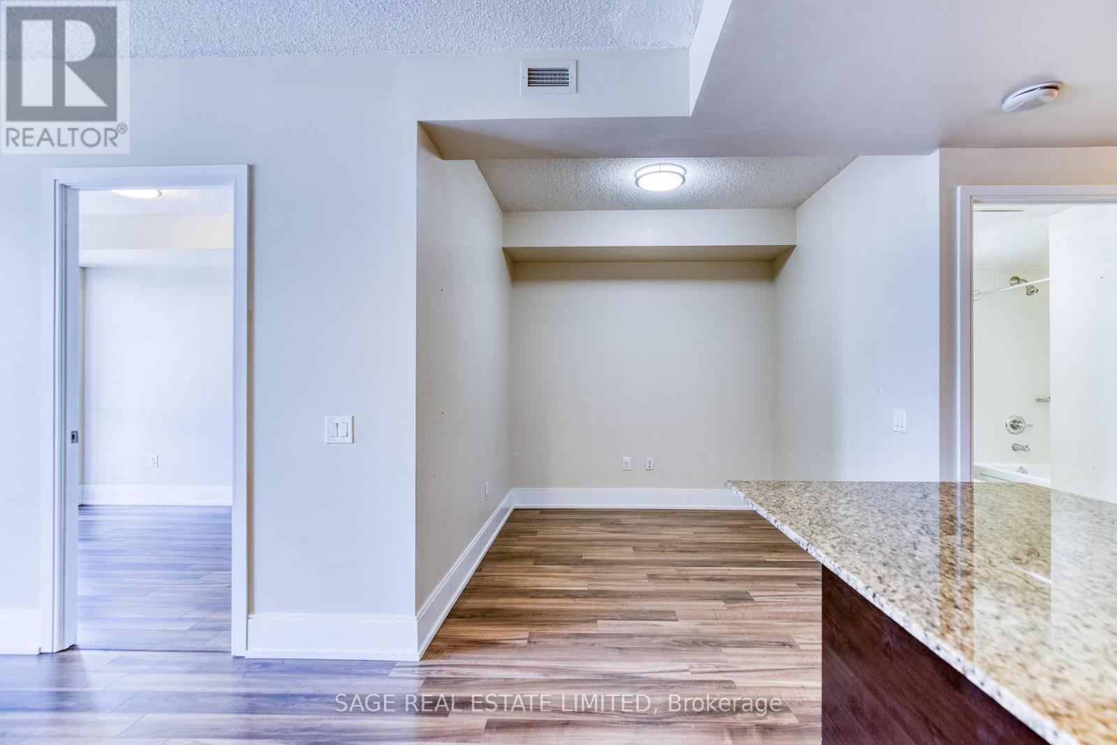 1021 - 560 Front Street W, Toronto, Ontario  M5V 1C1 - Photo 6 - C13446338