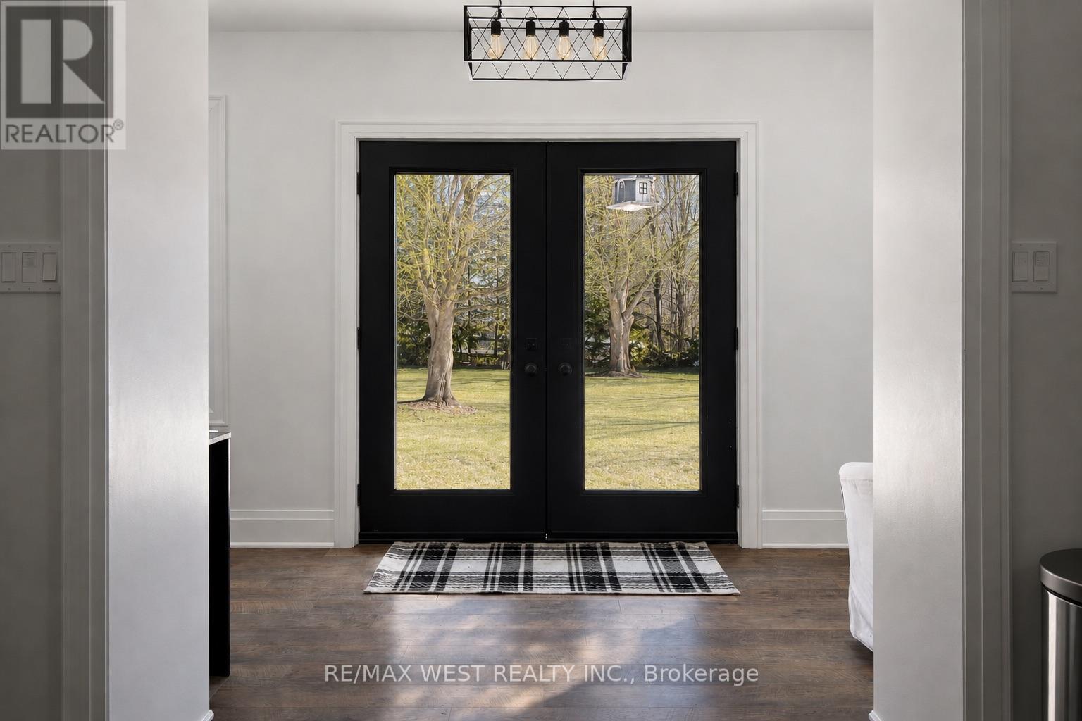 4532 Line 5 N, Oro-Medonte, Ontario  L0L 1V0 - Photo 4 - S13444970