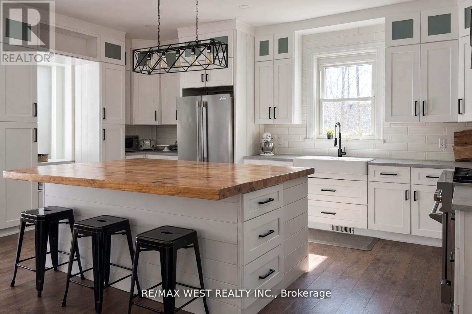 4532 Line 5 N, Oro-Medonte, Ontario  L0L 1V0 - Photo 6 - S13444970