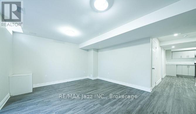 Lower - 1350 Aldergrove Drive W, Oshawa, Ontario  L1K 2Y6 - Photo 5 - E13446768