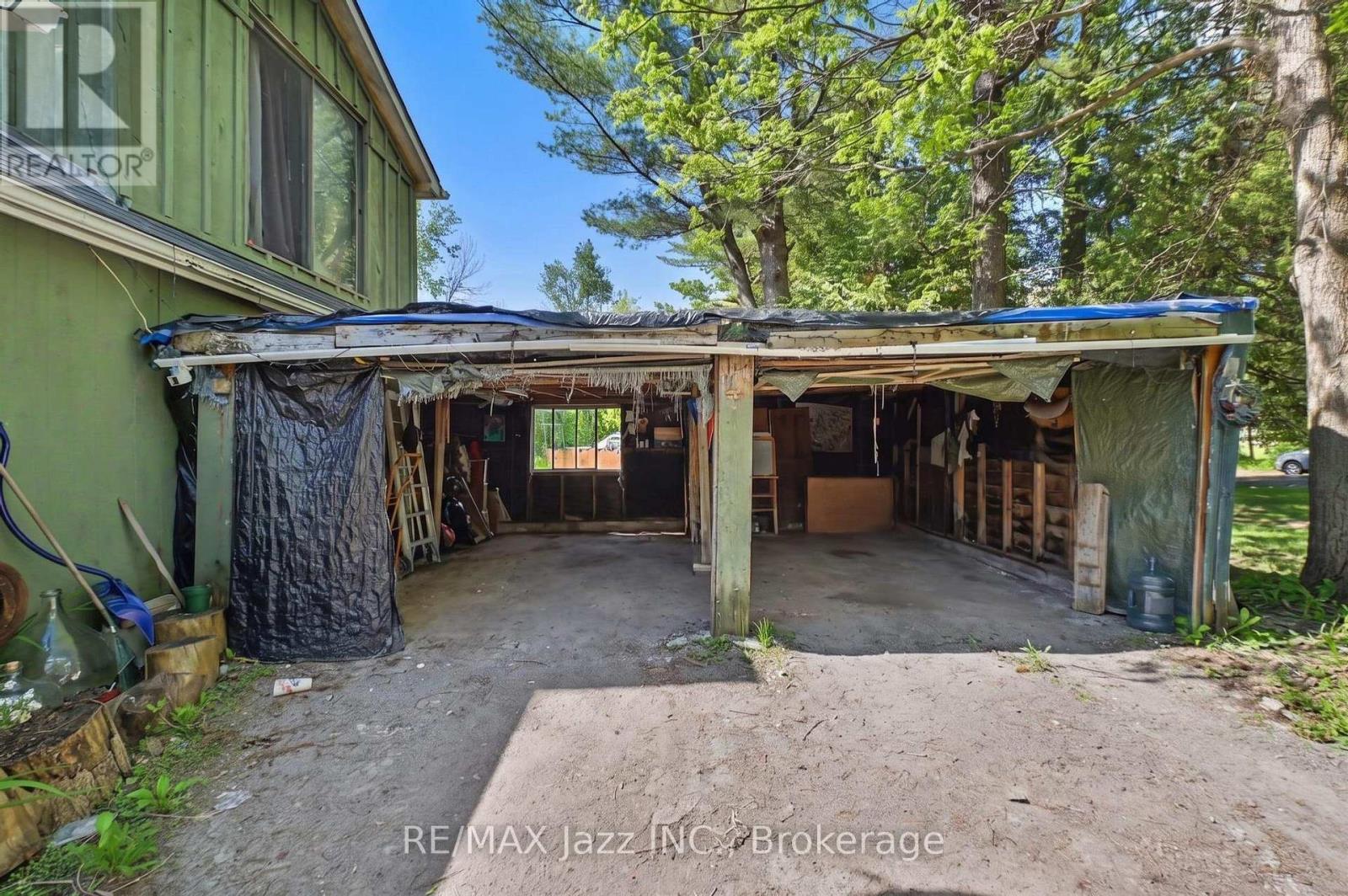 4 Hubbard Street, Georgina, Ontario  L0E 1N0 - Photo 16 - N13446672