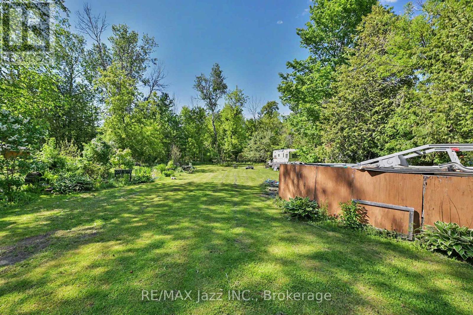 4 Hubbard Street, Georgina, Ontario  L0E 1N0 - Photo 20 - N13446672