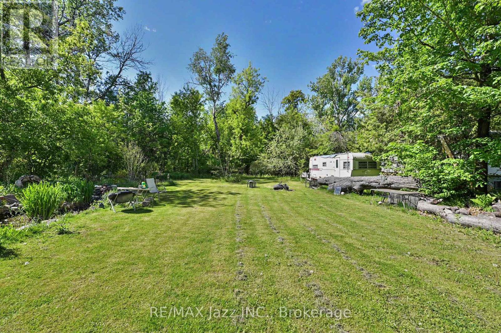 4 Hubbard Street, Georgina, Ontario  L0E 1N0 - Photo 23 - N13446672
