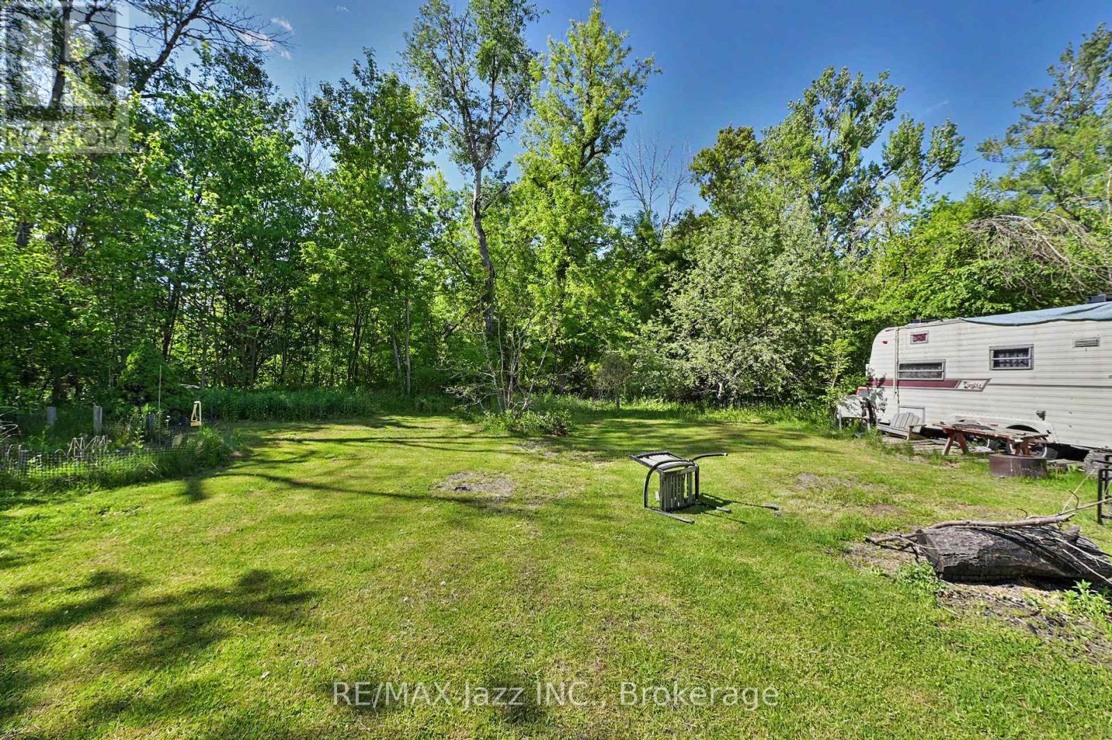 4 Hubbard Street, Georgina, Ontario  L0E 1N0 - Photo 25 - N13446672
