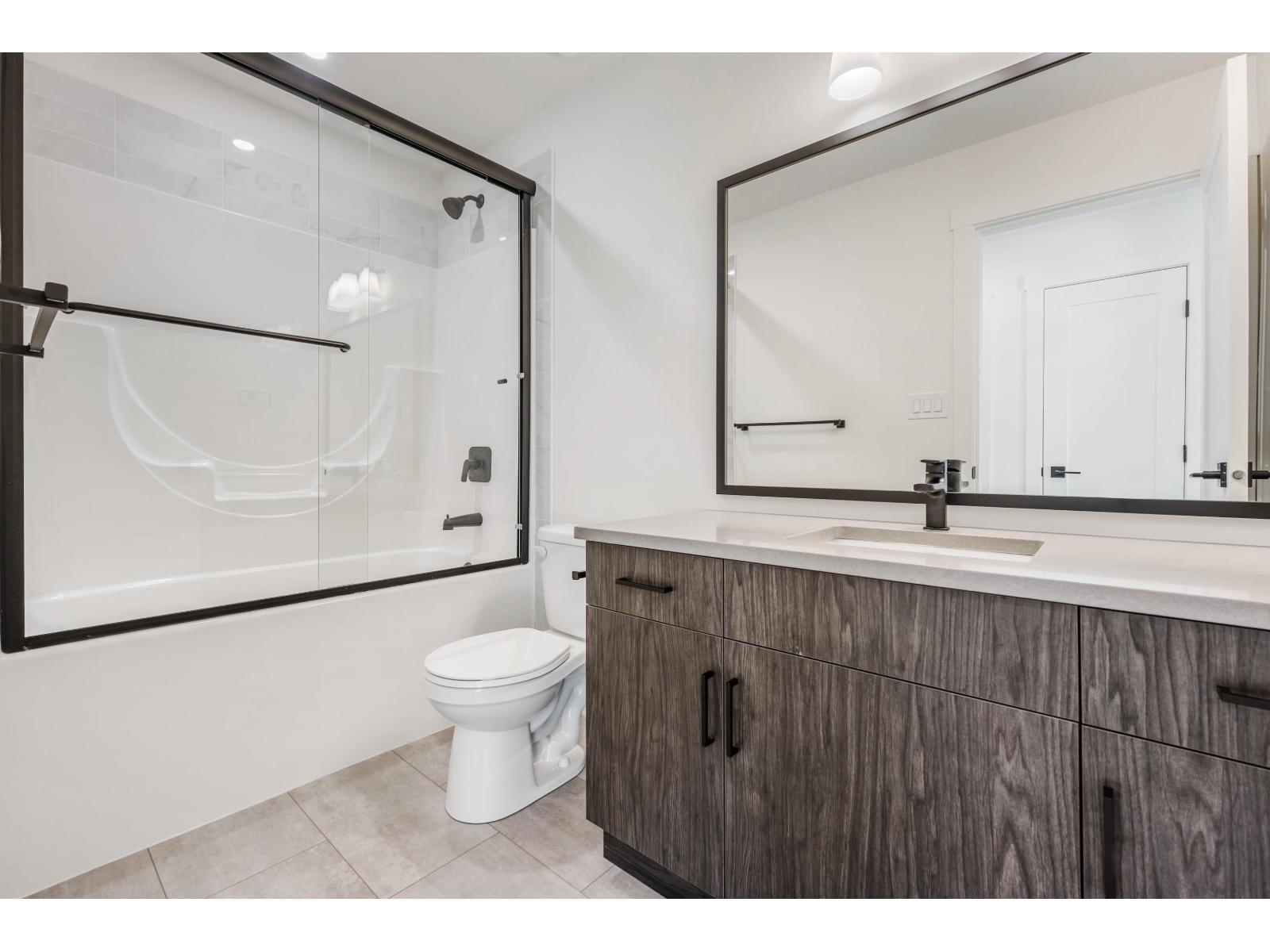 46070 First Avenue, Chilliwack Downtown, Chilliwack, British Columbia  V2P 1W1 - Photo 20 - R3135824