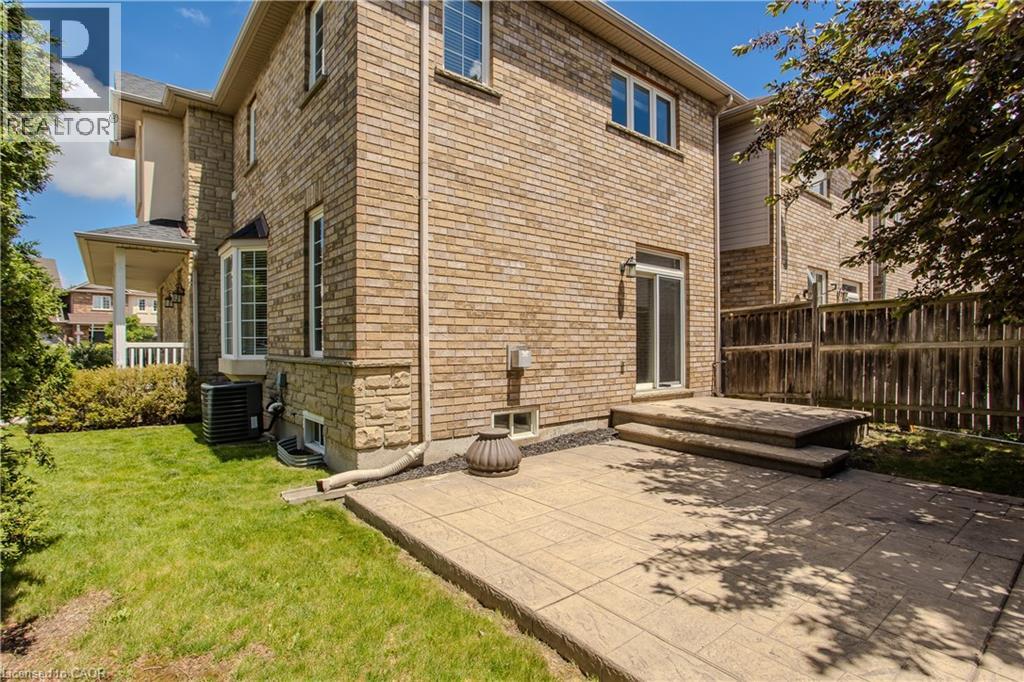 2454 Sutton Drive, Burlington, Ontario  L7L 7A9 - Photo 21 - 40838079