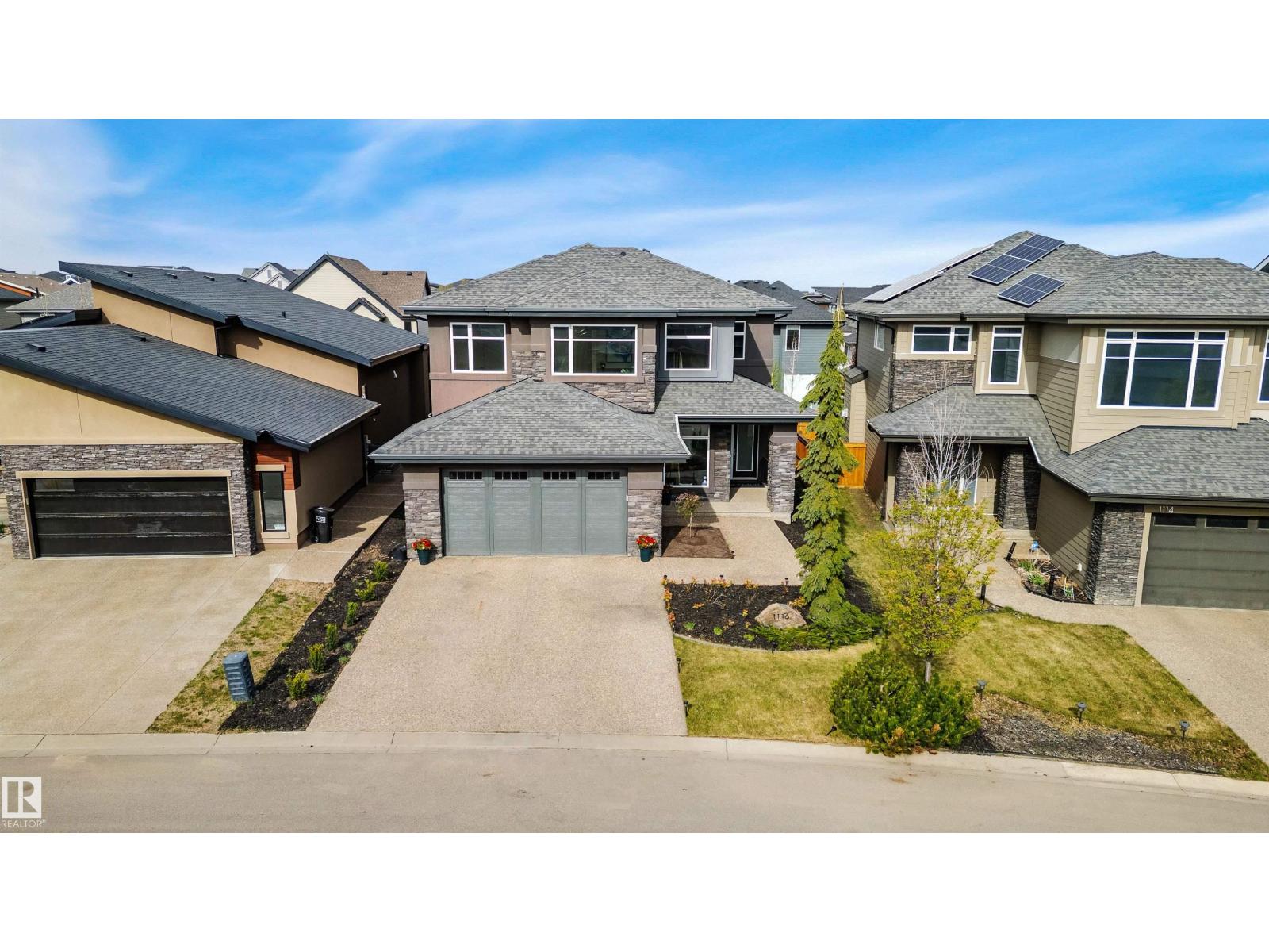 1116 HAINSTOCK GREEN SW, Edmonton, Alberta