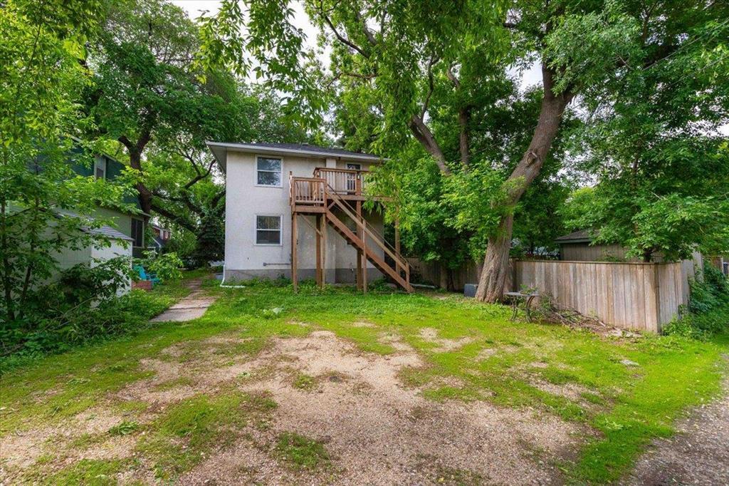 1591 Wolseley Avenue W, Winnipeg, Manitoba  R3G 1J2 - Photo 33 - 202613771