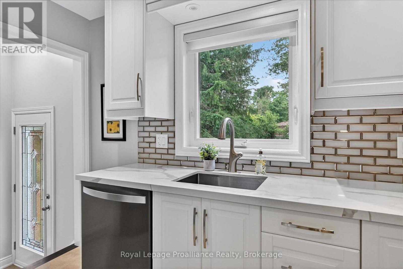 59 Wallis Drive, Peterborough, Ontario  K9J 6B9 - Photo 11 - X13446712