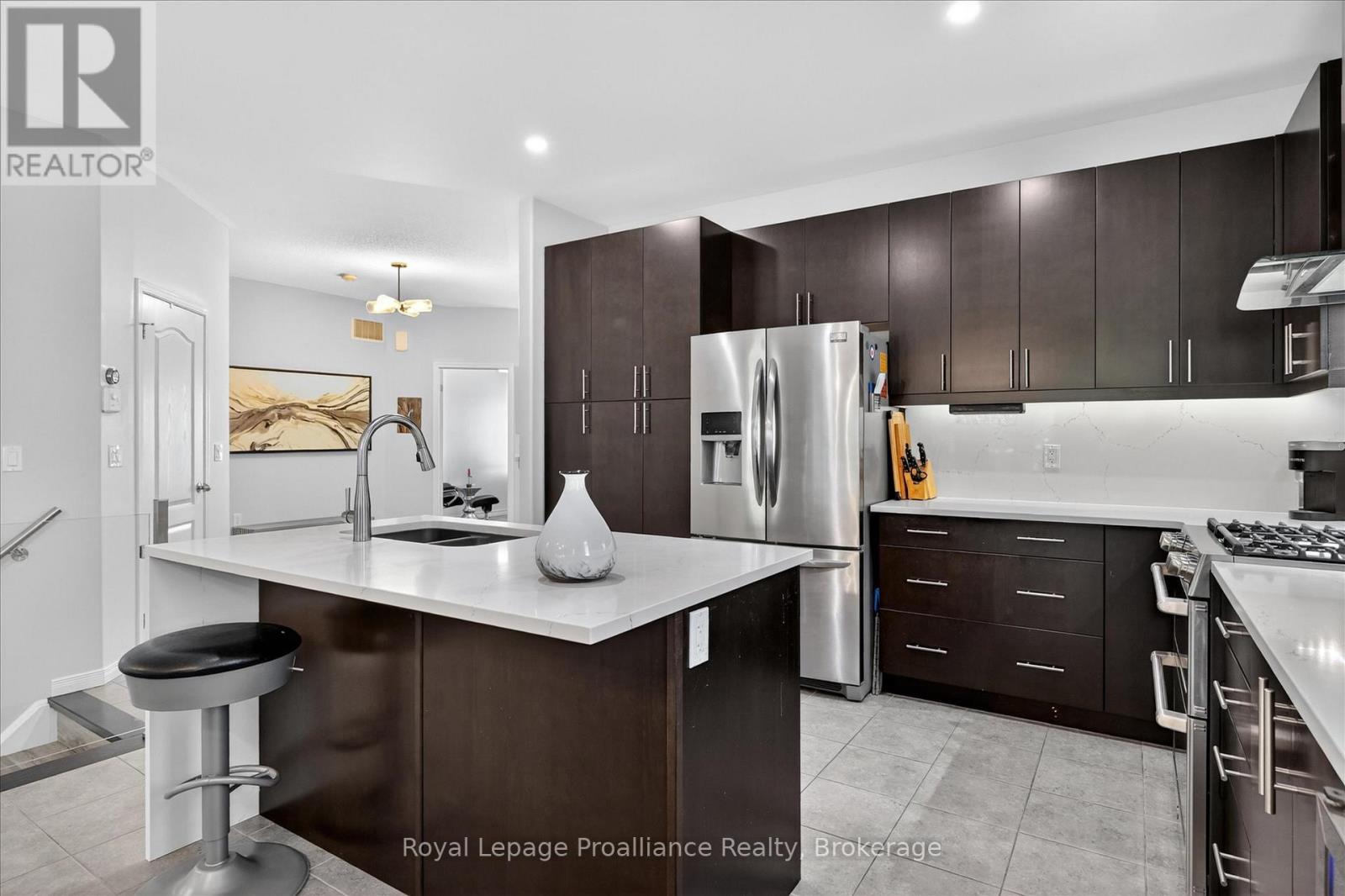 645 Goodwin Terrace, Peterborough, Ontario  K9J 0H6 - Photo 5 - X13446718