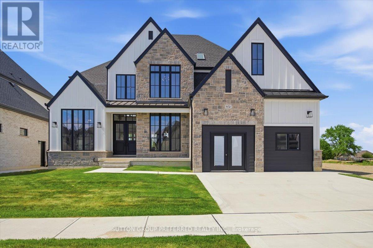 852 EAGLETRACE DRIVE, London North, Ontario