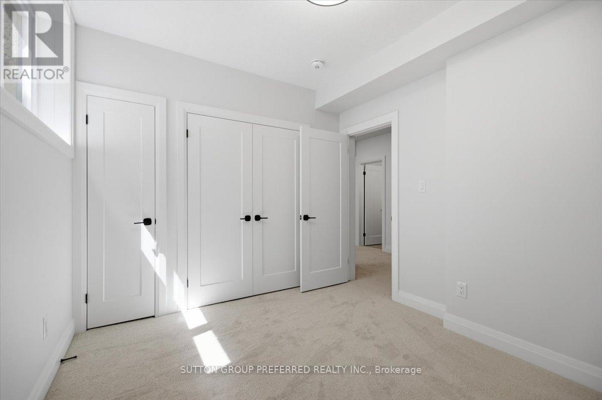 852 Eagletrace Drive, London North, Ontario  N6G 3X9 - Photo 45 - X13446766