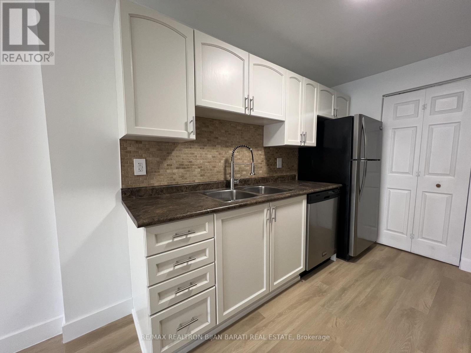 #33 - 175 Stanley Street, Barrie, Ontario  L4M 0G2 - Photo 6 - S13446420