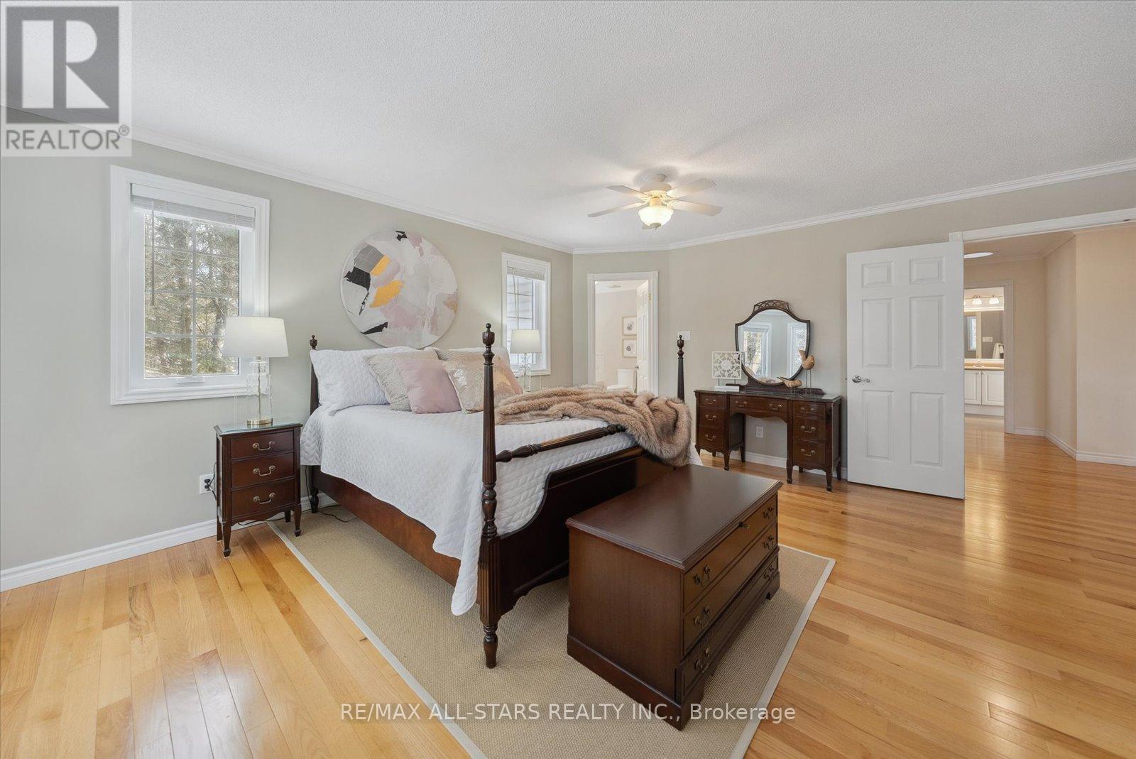 29 Robert Boulevard, Springwater, Ontario  L0L 1V0 - Photo 25 - S13446448