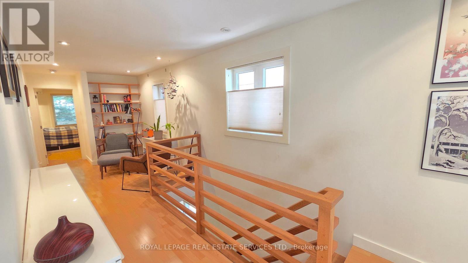 24 Morningside Avenue, Toronto, Ontario  M6S 1C3 - Photo 3 - W13445230