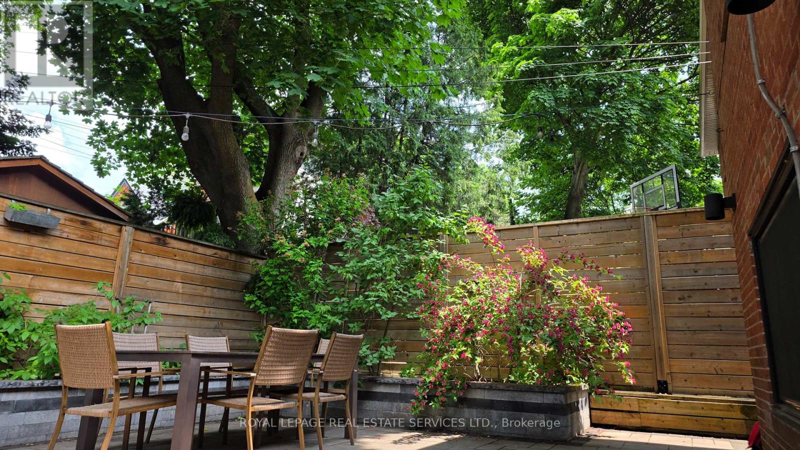 24 Morningside Avenue, Toronto, Ontario  M6S 1C3 - Photo 33 - W13445230
