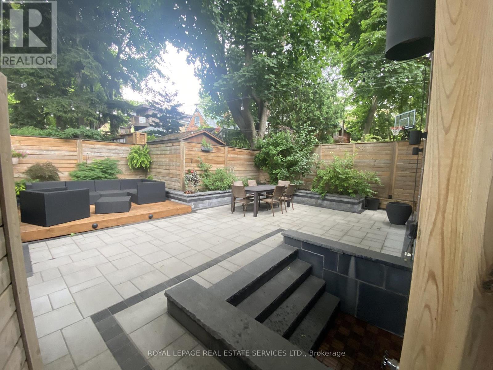 24 Morningside Avenue, Toronto, Ontario  M6S 1C3 - Photo 30 - W13445230