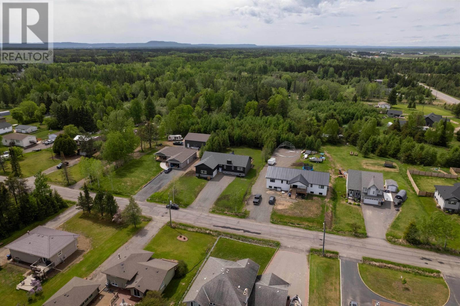 3281 Fairview Ave, Thunder Bay, Ontario  P7K 1E5 - Photo 37 - TB2601509