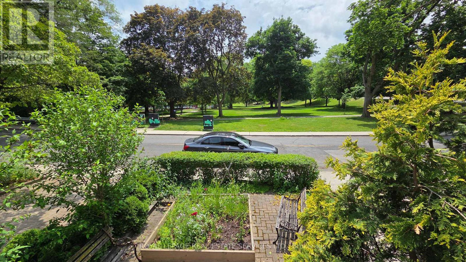 24 Morningside Avenue, Toronto, Ontario  M6S 1C3 - Photo 42 - W13445230