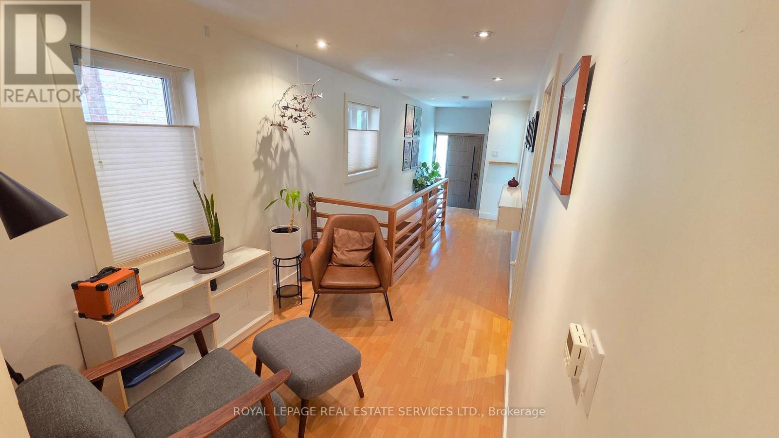 24 Morningside Avenue, Toronto, Ontario  M6S 1C3 - Photo 7 - W13445230