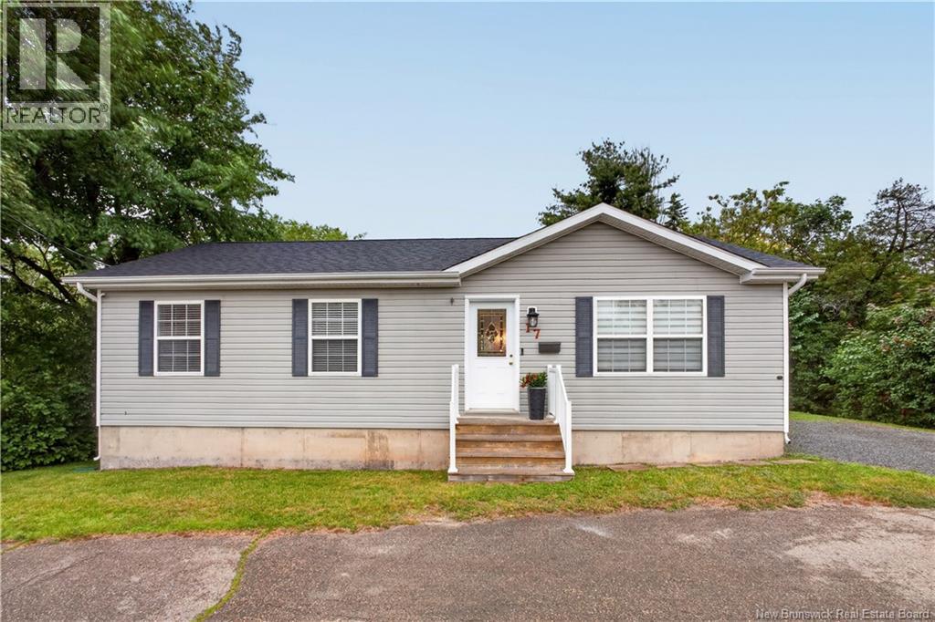 17 Centre Street, miramichi, New Brunswick