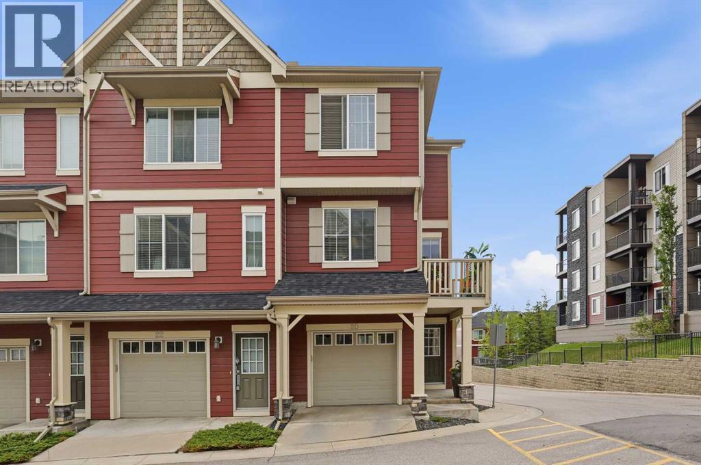 20 Kinlea Common NW, Calgary, Alberta  T2R 0S2 - Photo 2 - A2318045