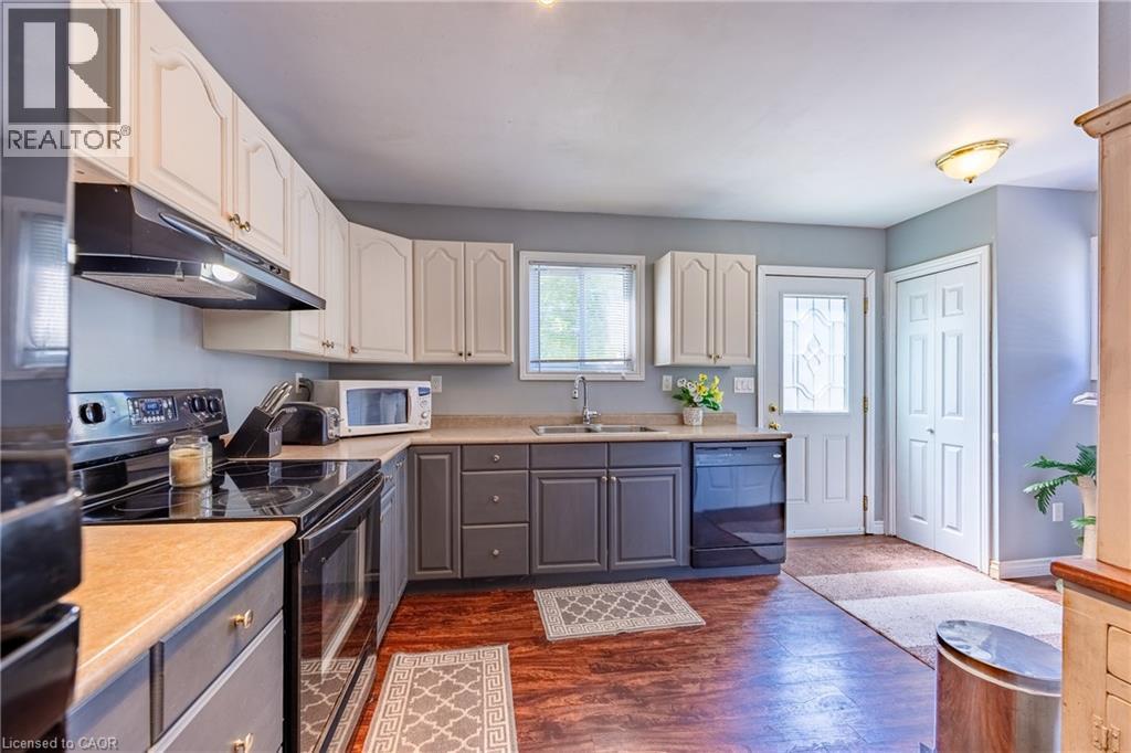 21 Centre Street, Port Rowan, Ontario  N0E 1M0 - Photo 4 - 40837891