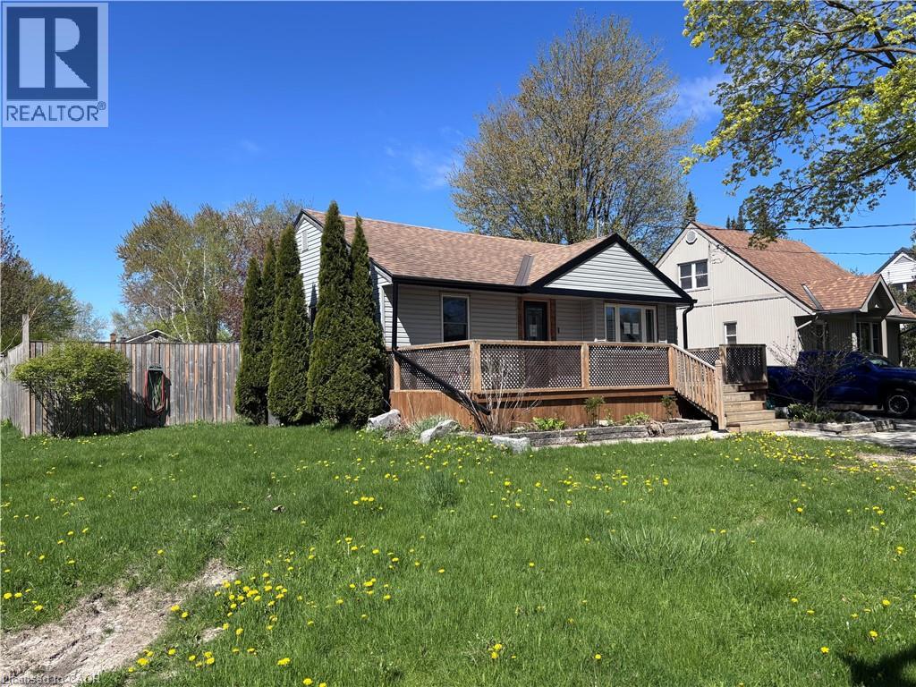 180 Mcnab Street, Stratford, Ontario  N5A 1Z4 - Photo 2 - 40839958