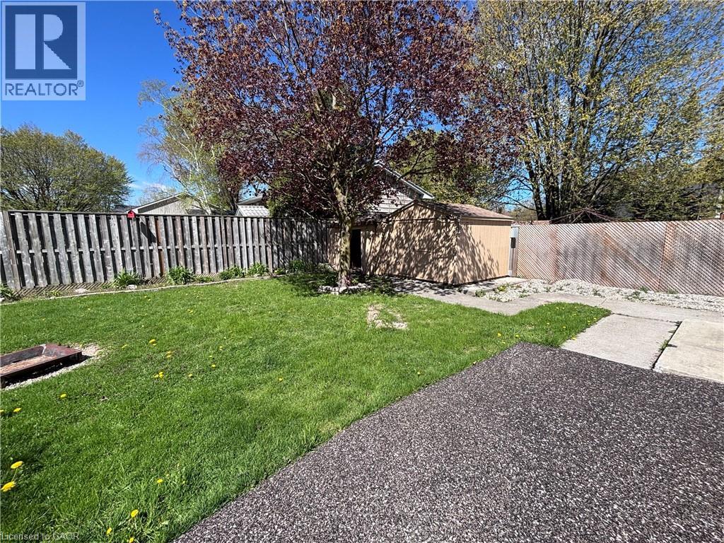 180 Mcnab Street, Stratford, Ontario  N5A 1Z4 - Photo 3 - 40839958