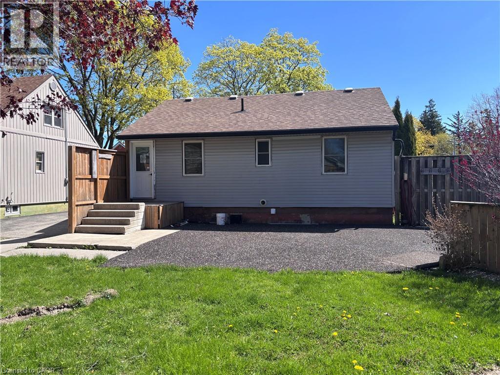 180 Mcnab Street, Stratford, Ontario  N5A 1Z4 - Photo 6 - 40839958