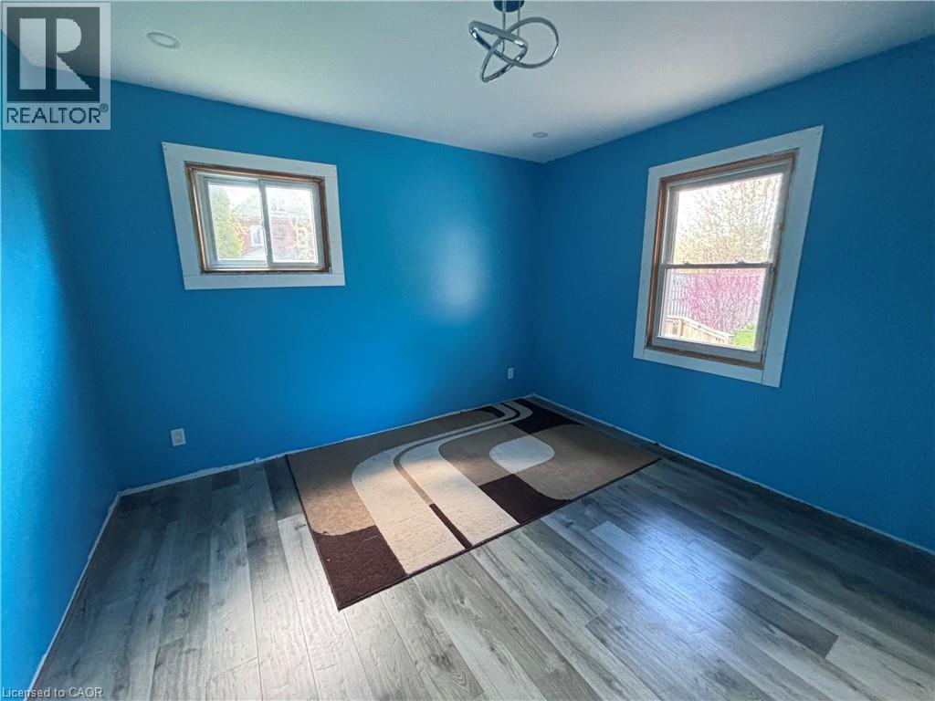 180 Mcnab Street, Stratford, Ontario  N5A 1Z4 - Photo 7 - 40839958