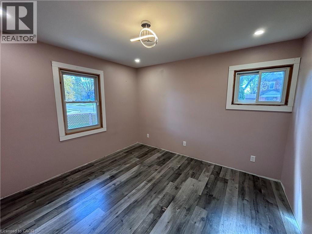 180 Mcnab Street, Stratford, Ontario  N5A 1Z4 - Photo 9 - 40839958