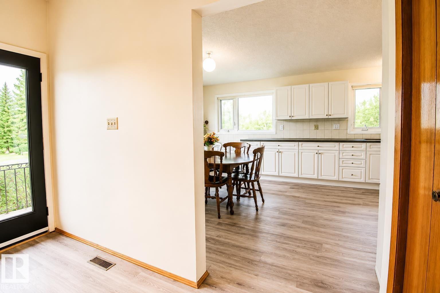 14916 94 St Nw, Edmonton, Alberta  T5E 3W6 - Photo 7 - E4493722