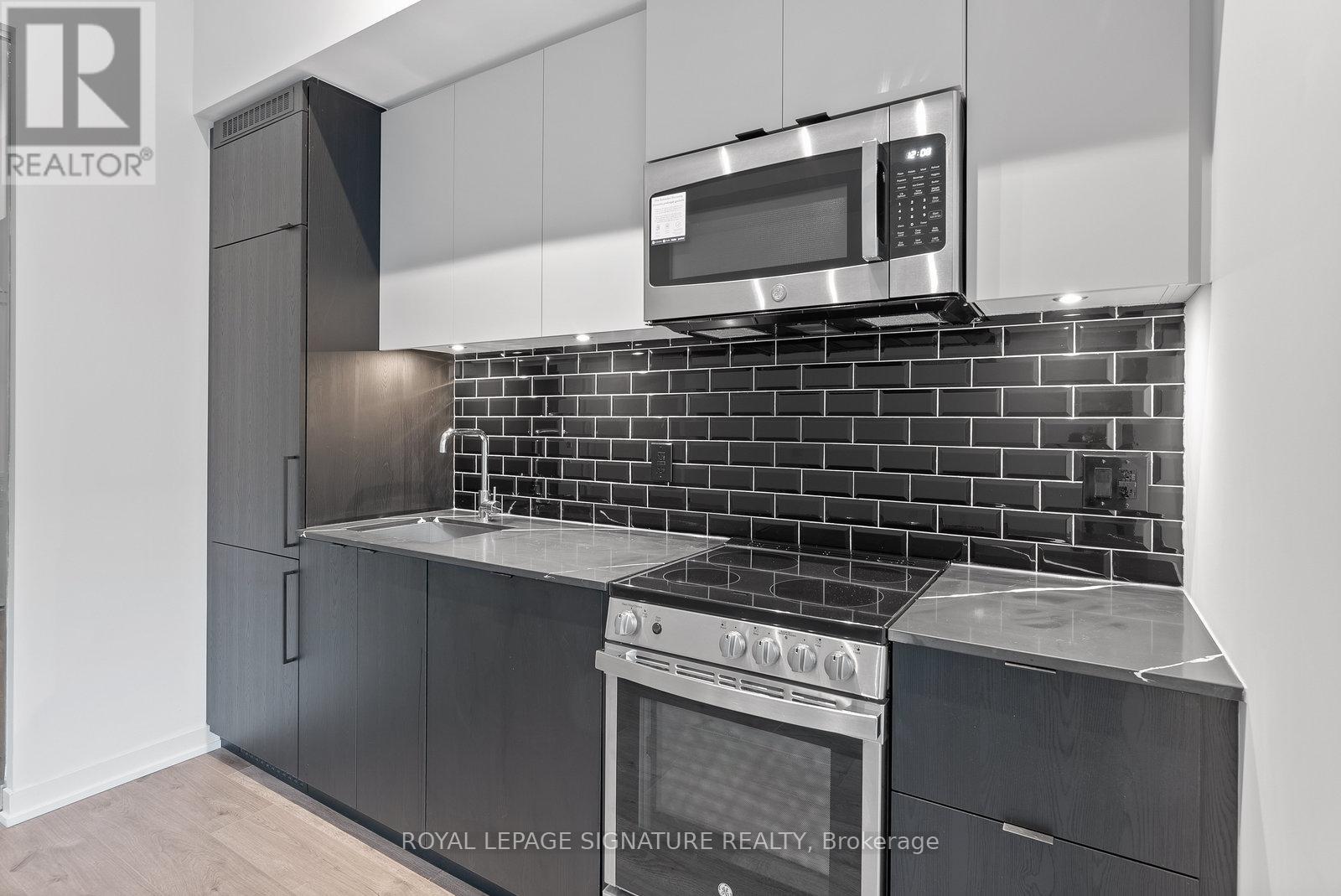 201 - 1182 King Street W, Toronto, Ontario M6K 1E6 - Photo 7 - W13446366