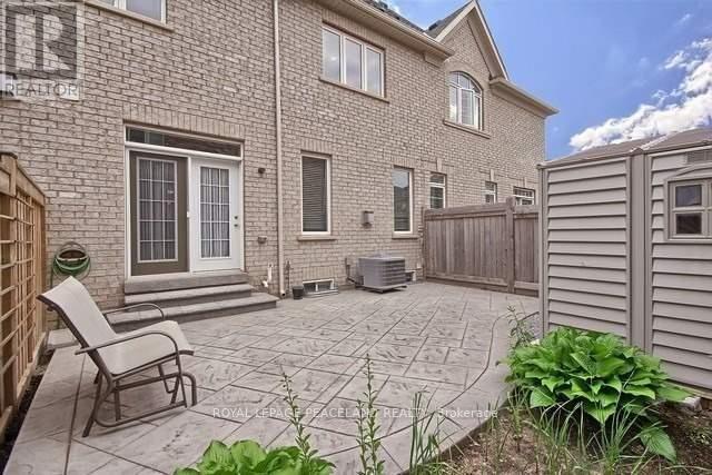 19 Kaitting Trail, Oakville, Ontario  L6M 0S6 - Photo 18 - W13446408