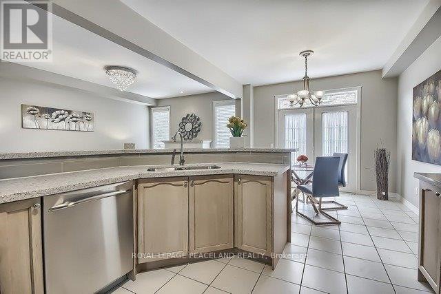 19 Kaitting Trail, Oakville, Ontario  L6M 0S6 - Photo 7 - W13446408