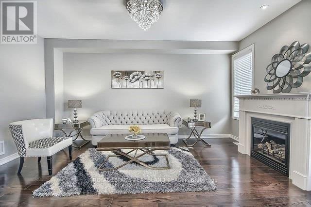 19 Kaitting Trail, Oakville, Ontario  L6M 0S6 - Photo 9 - W13446408