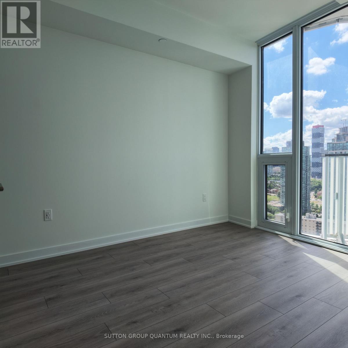 2707 - 1 Fairview Road E, Mississauga, Ontario  L5A 4C6 - Photo 11 - W13446450