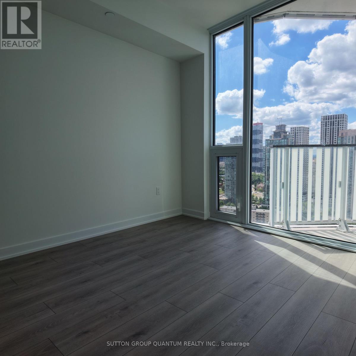 2707 - 1 Fairview Road E, Mississauga, Ontario  L5A 4C6 - Photo 12 - W13446450