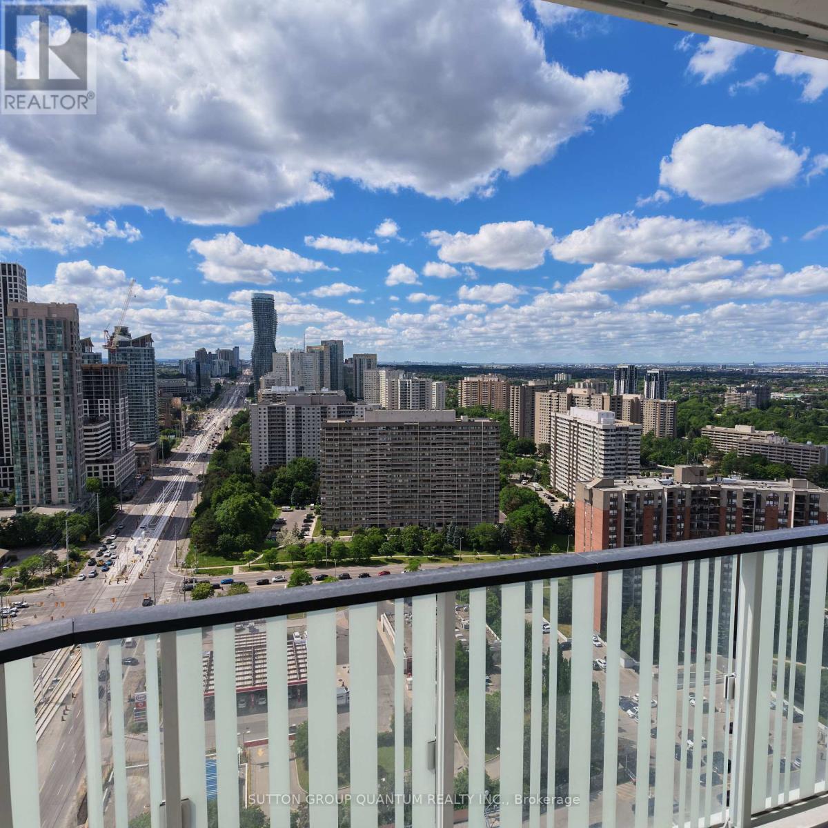2707 - 1 Fairview Road E, Mississauga, Ontario  L5A 4C6 - Photo 17 - W13446450