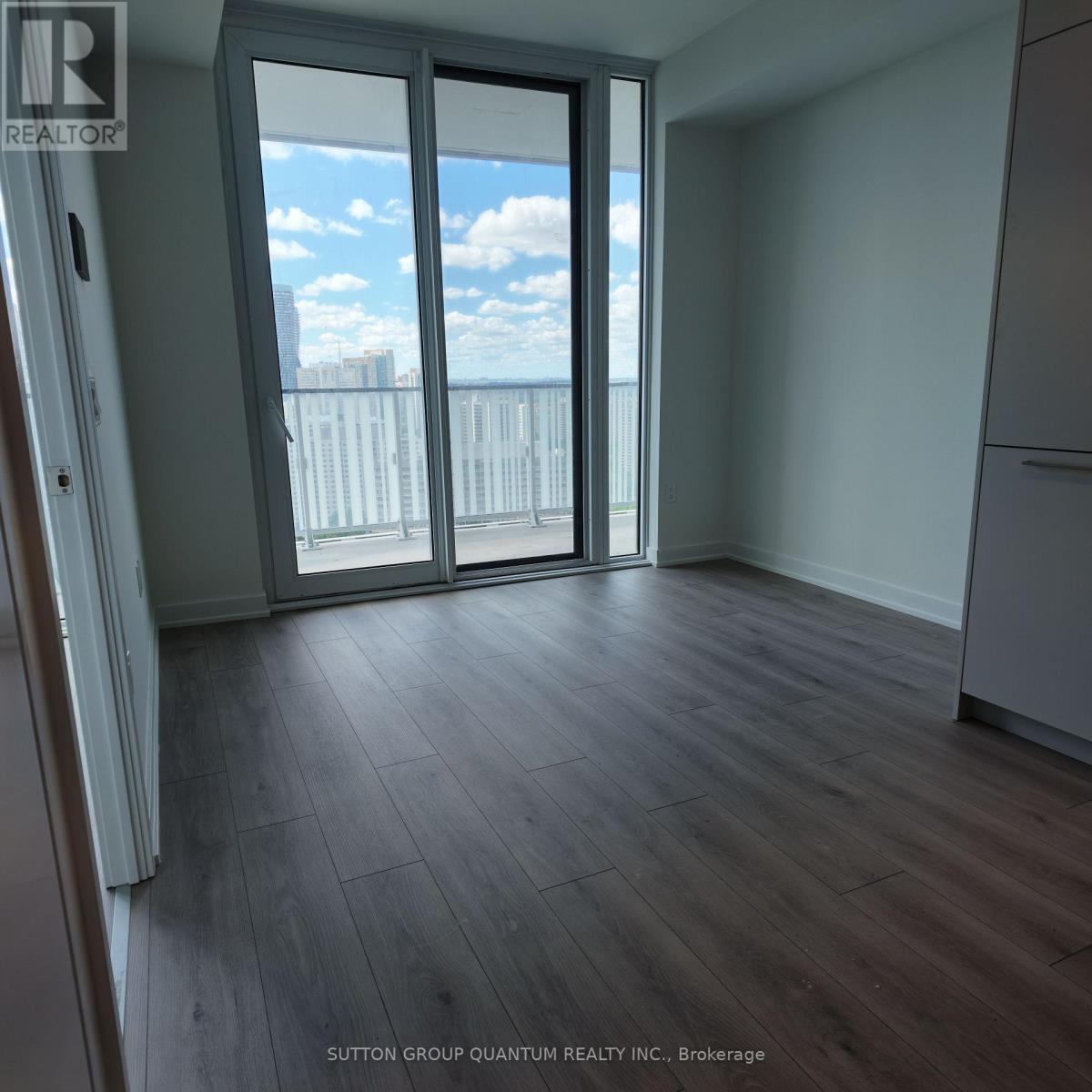 2707 - 1 Fairview Road E, Mississauga, Ontario  L5A 4C6 - Photo 7 - W13446450