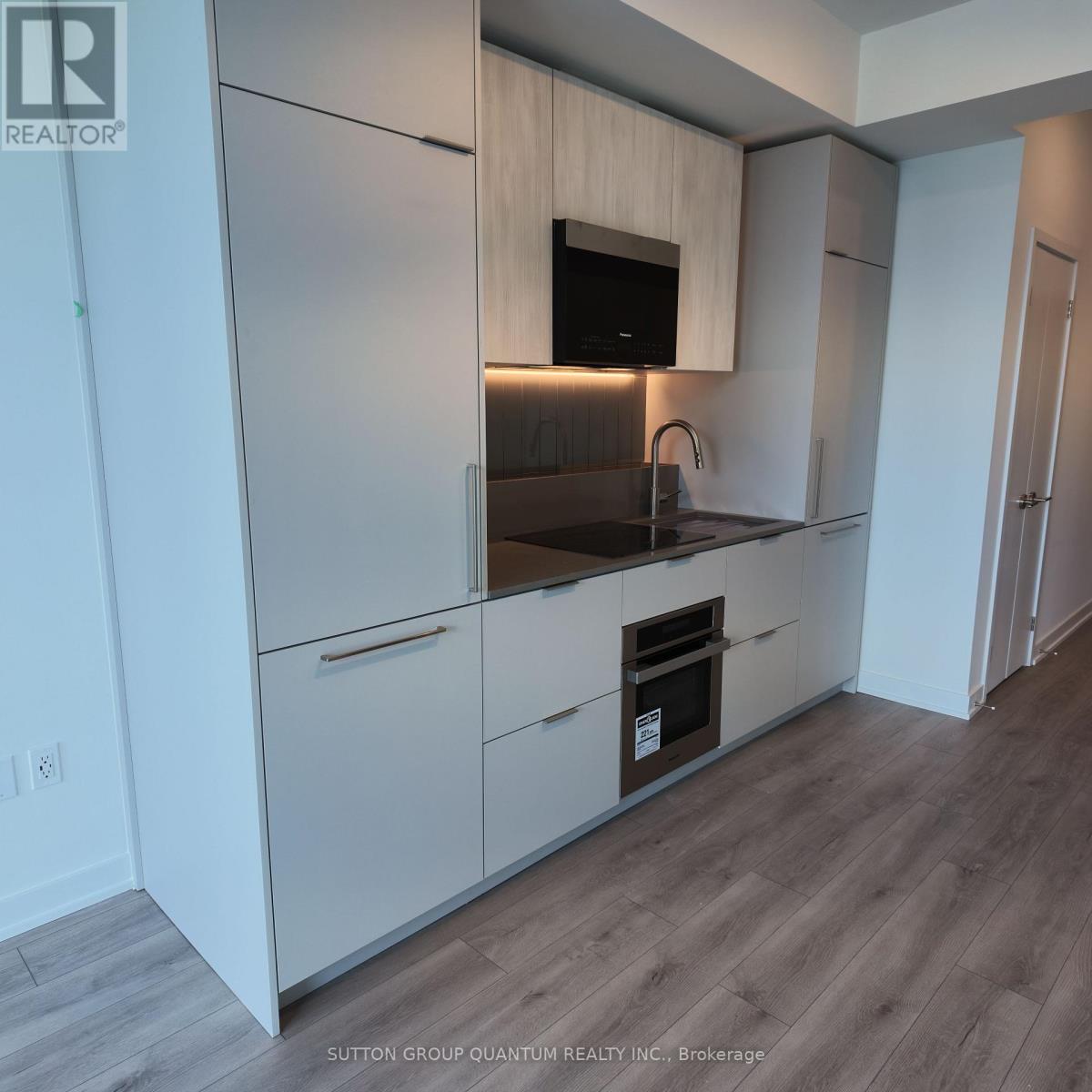 2707 - 1 Fairview Road E, Mississauga, Ontario  L5A 4C6 - Photo 9 - W13446450
