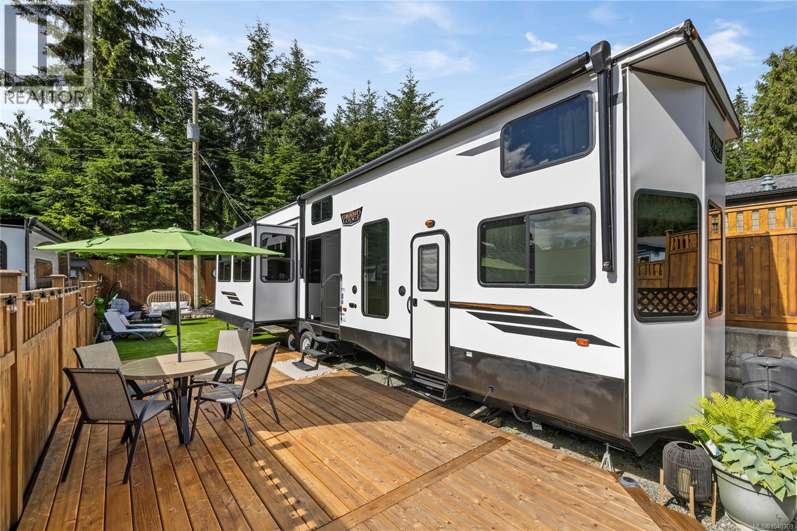 4a 8389 Sa-Seen-Os Rd, Youbou, British Columbia  V0R 3E1 - Photo 3 - 1040309