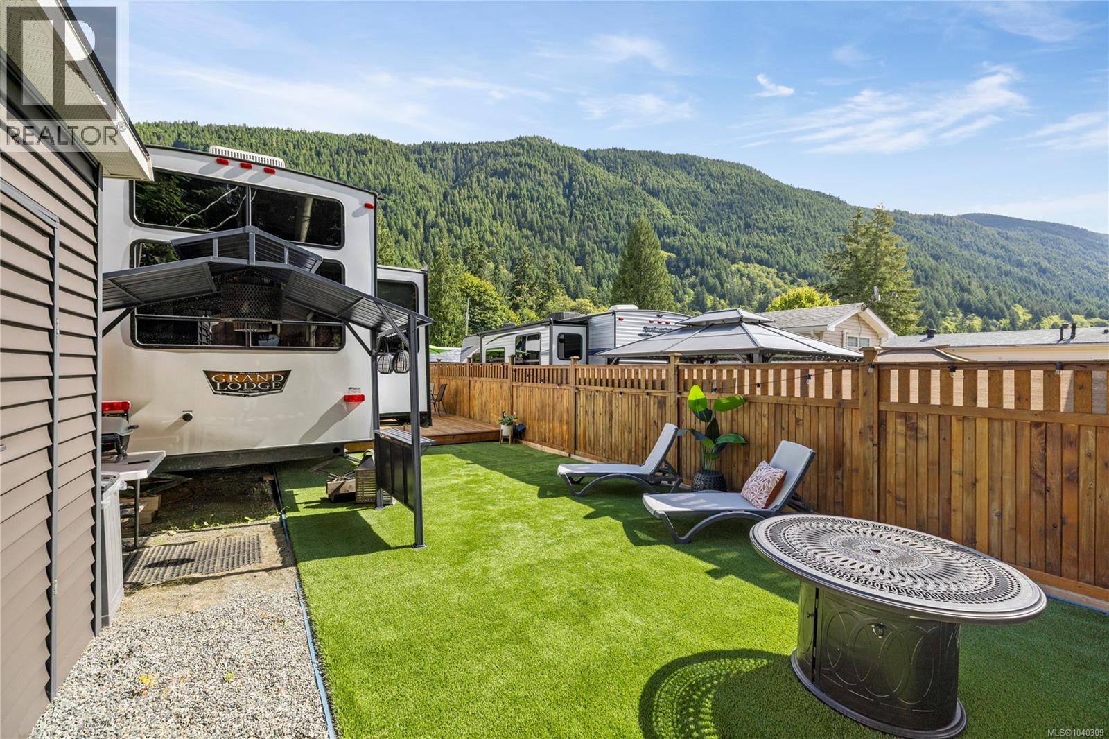 4a 8389 Sa-Seen-Os Rd, Youbou, British Columbia  V0R 3E1 - Photo 6 - 1040309