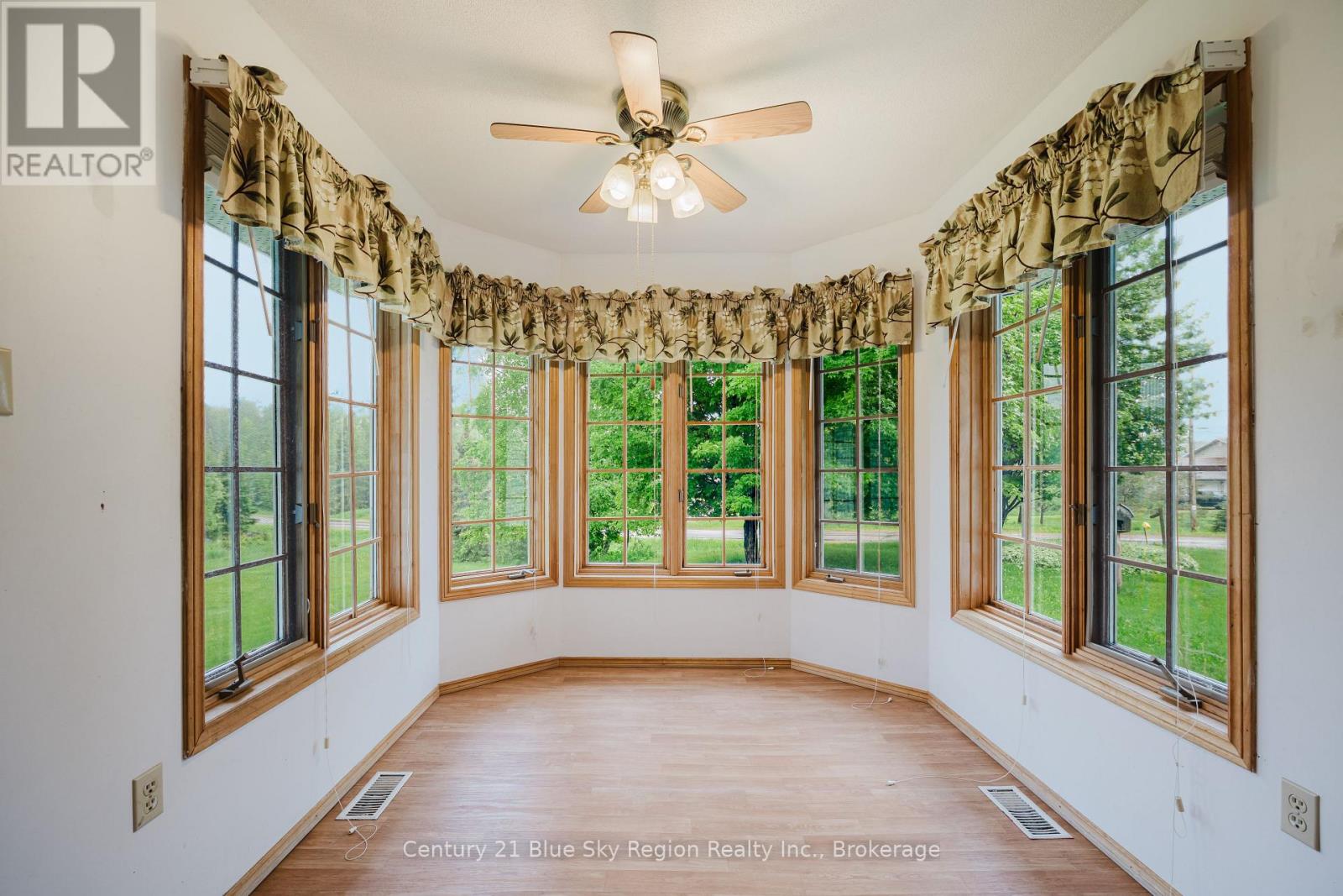 69 Waukegan Road, East Ferris, Ontario  P0H 1K0 - Photo 10 - X13446568