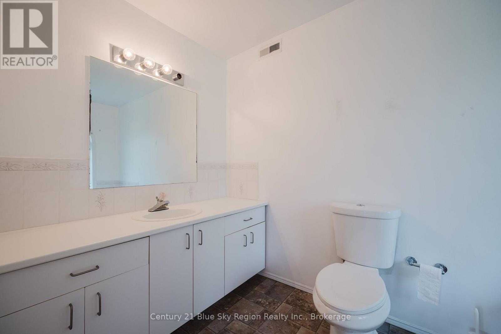 69 Waukegan Road, East Ferris, Ontario  P0H 1K0 - Photo 14 - X13446568