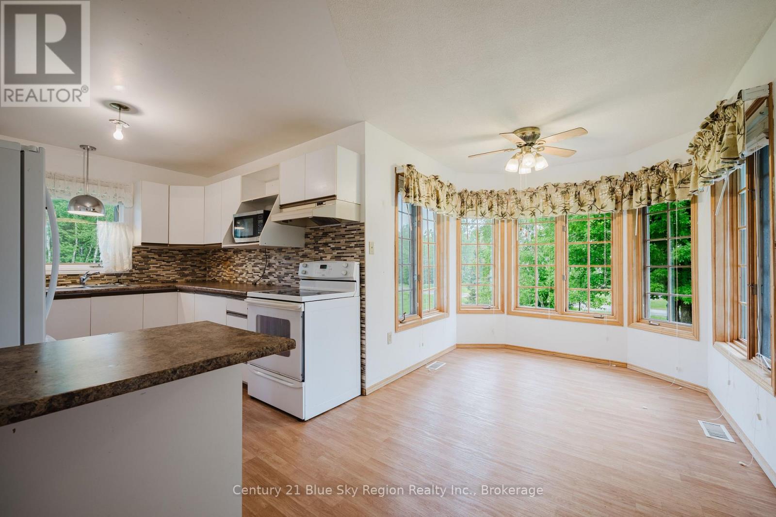 69 Waukegan Road, East Ferris, Ontario  P0H 1K0 - Photo 9 - X13446568