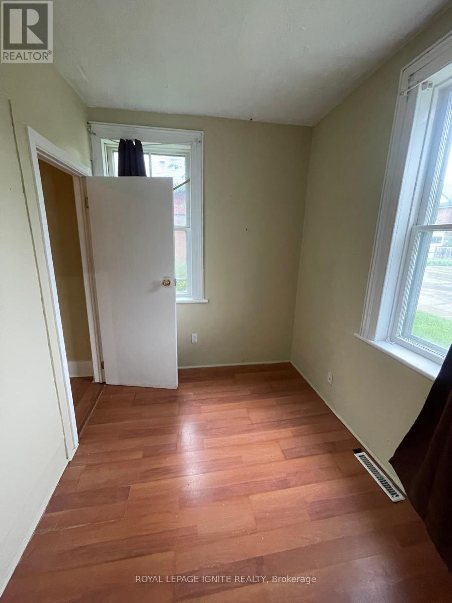 118 Lindsay Street S, Kawartha Lakes, Ontario  K9V 2M7 - Photo 15 - X13446332