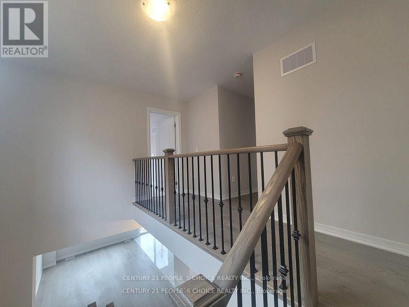 208 Leslie Davis Street, North Dumfries, Ontario N0B 1E0 - Photo 5 - X13446356